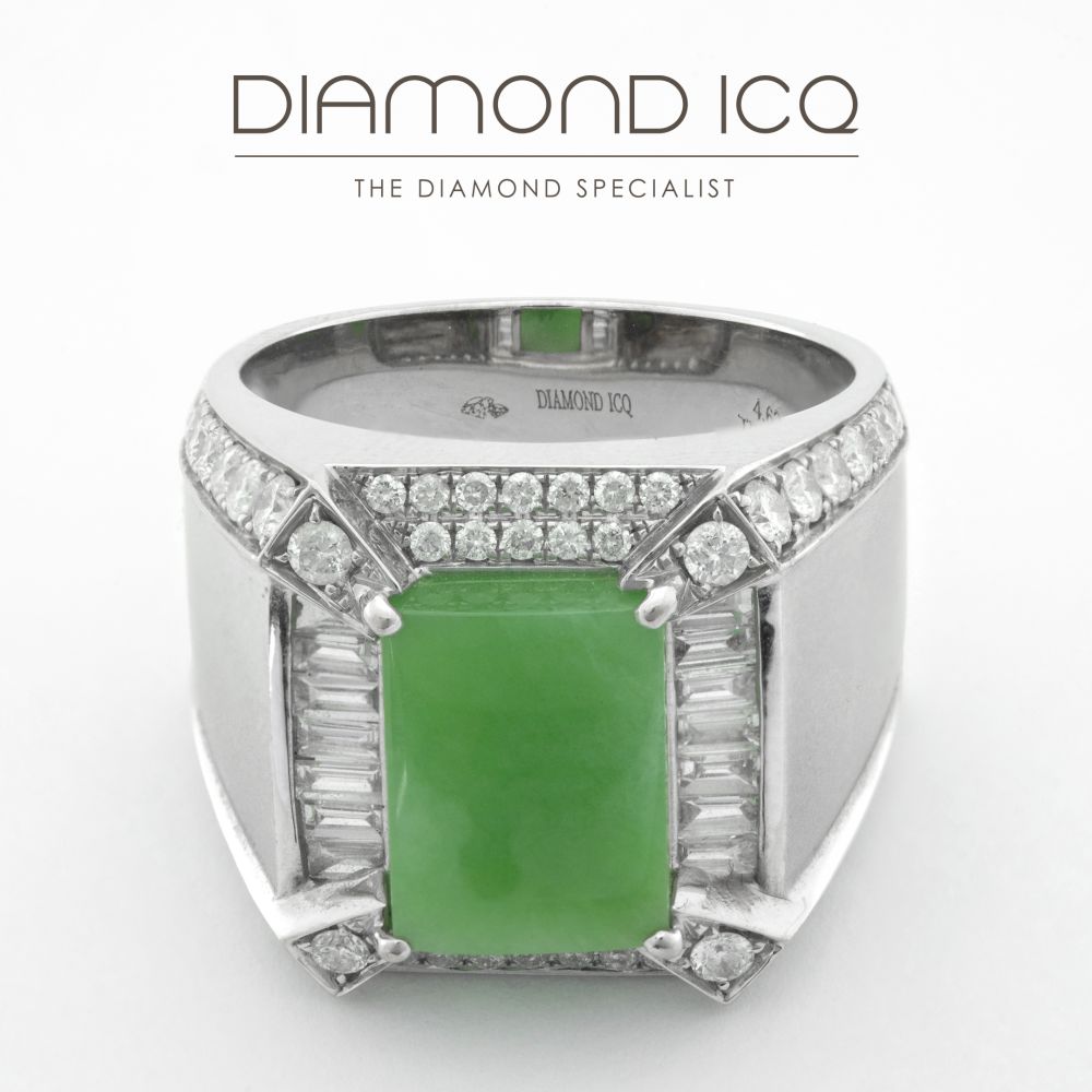 18K White Gold Ring Studded With Side Multi Shape Diamond And Green Jade