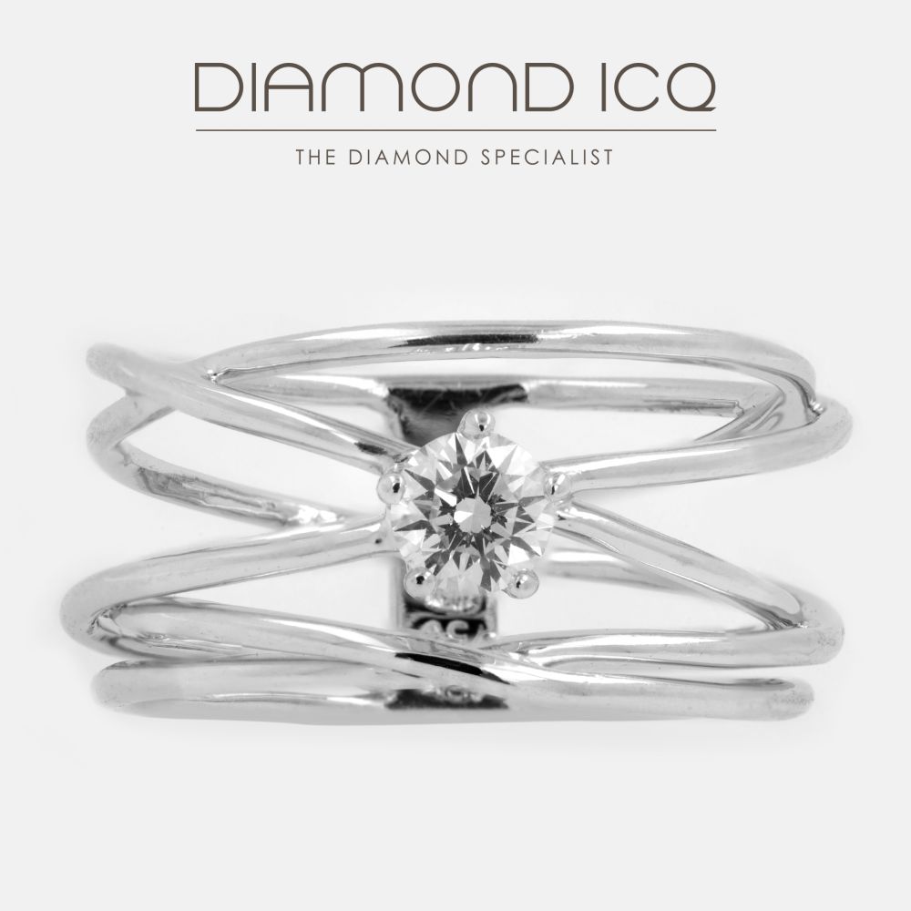 18K White Gold Solitaire Diamond Ring with 0.2 Carat Diamond