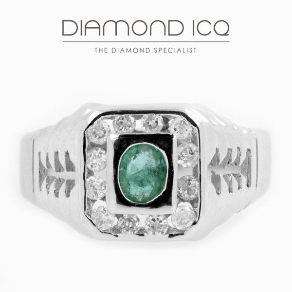 18K White Gold Diamond Ring with 0.3 Carat Diamond For Men